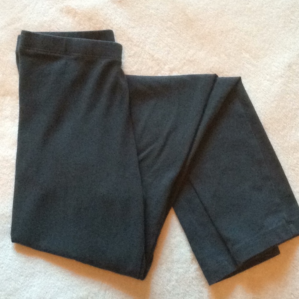 Forever 21 charcoal-colored leggings